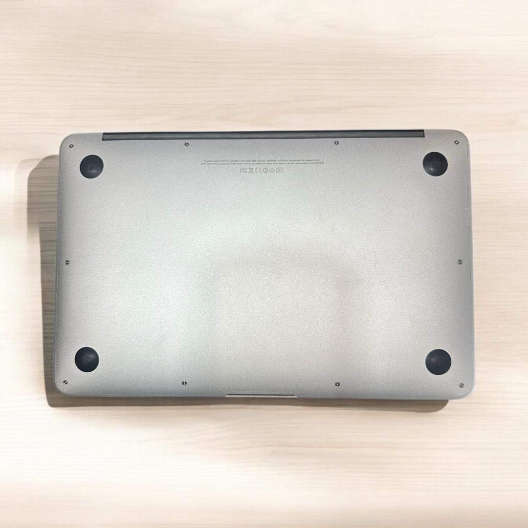 MacBook Air 11インチ1.7GHz・IntelCore i7