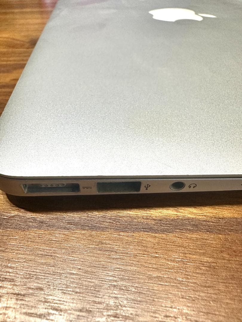 MacBook Air 11インチ1.7GHz・IntelCore i7