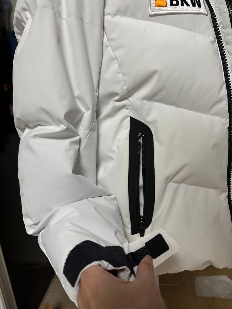 正美品DESCENTE ホワイト スキーウェアダウン