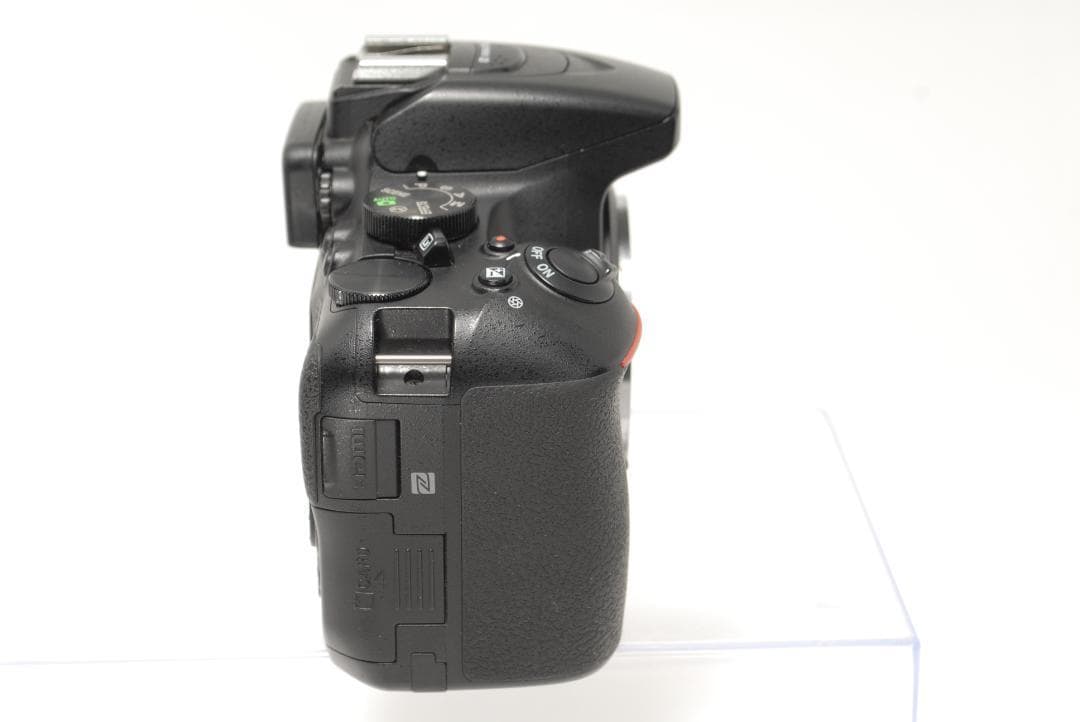 ☘️高画質✨ショット数少✨Wi-Fi搭載☘️Nikon D5600 望遠ダブル