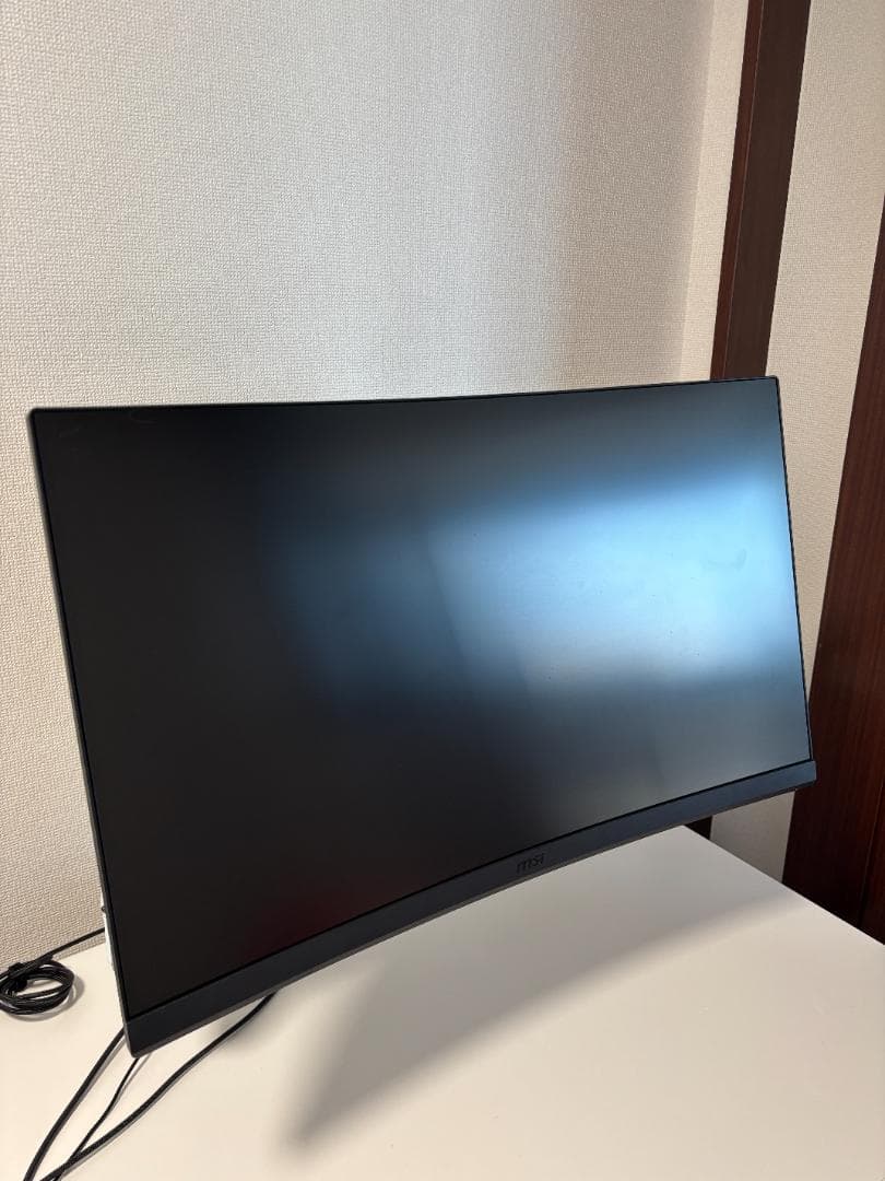 MSI Optix G27C7 27インチ 湾曲ゲーミングモニター