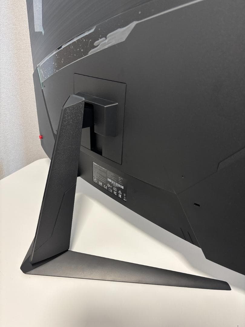 MSI Optix G27C7 27インチ 湾曲ゲーミングモニター