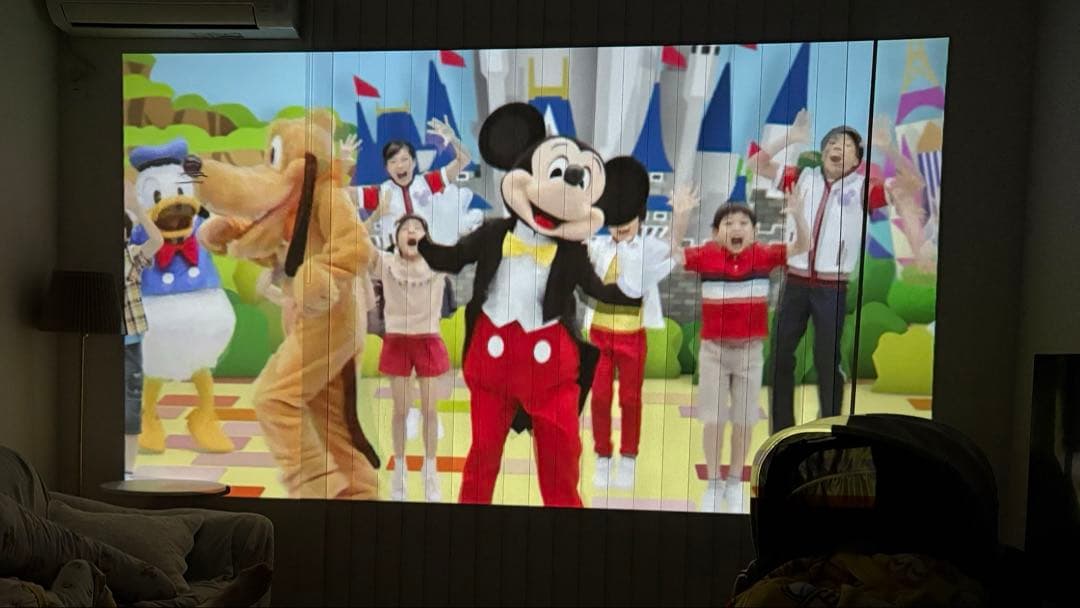 Anker Nebula Capsule 小型モバイルプロジェクター