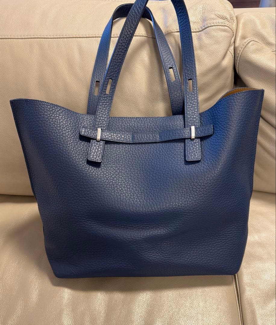 FURLA トートバッグ（超美品・バックあり）