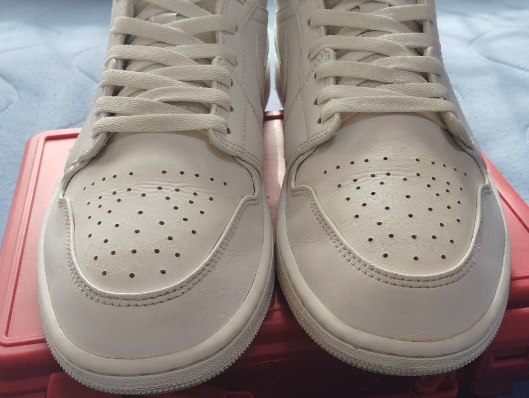 ・美品【 29 cm 】Nike Air Jordan 1トリプル ホワイト ・