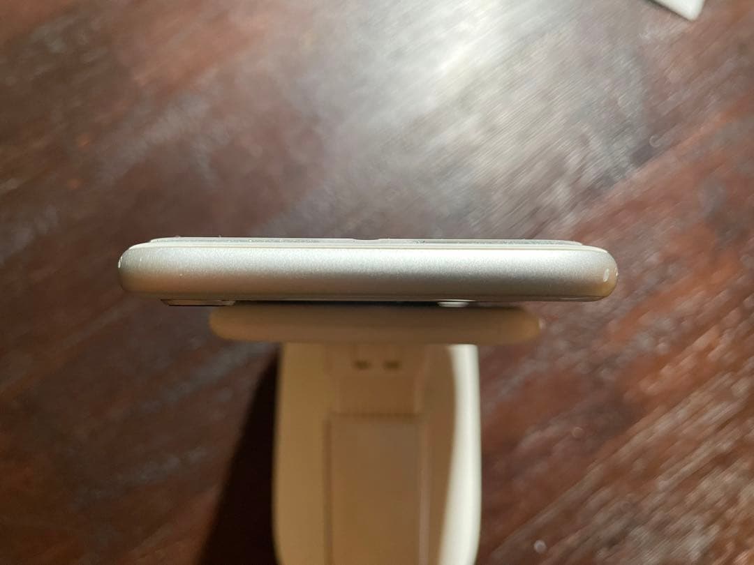 Apple iPhone8 64GB シルバー SIMフリー 某店購入品