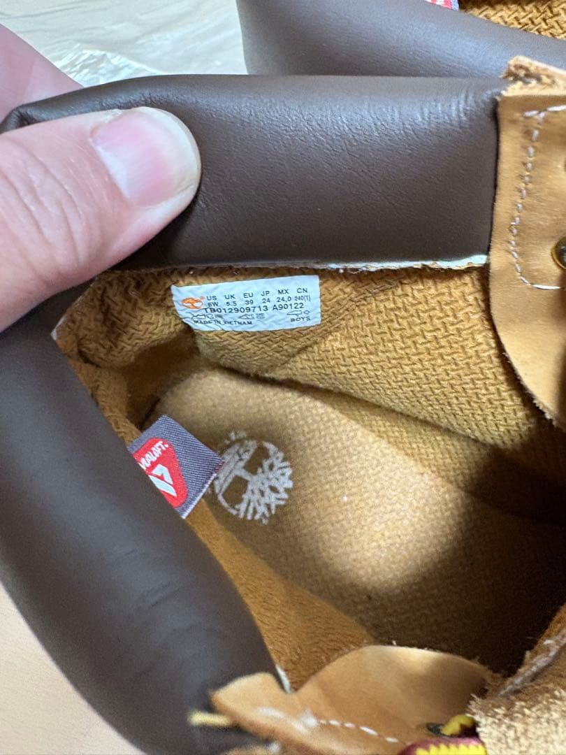 美品　ティンバーランド　6インチ　プレミアムブーツ　24cm 靴　冬