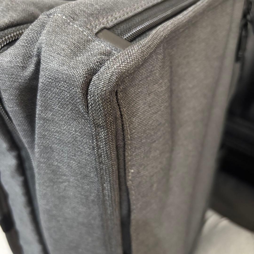 TUMI ALPHA2 ビジネスバッグ 拡張可能　グレー 26141AT2