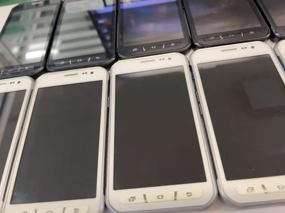 NTTドコモ Galaxy Active neo SC-01H 4G/FOMA