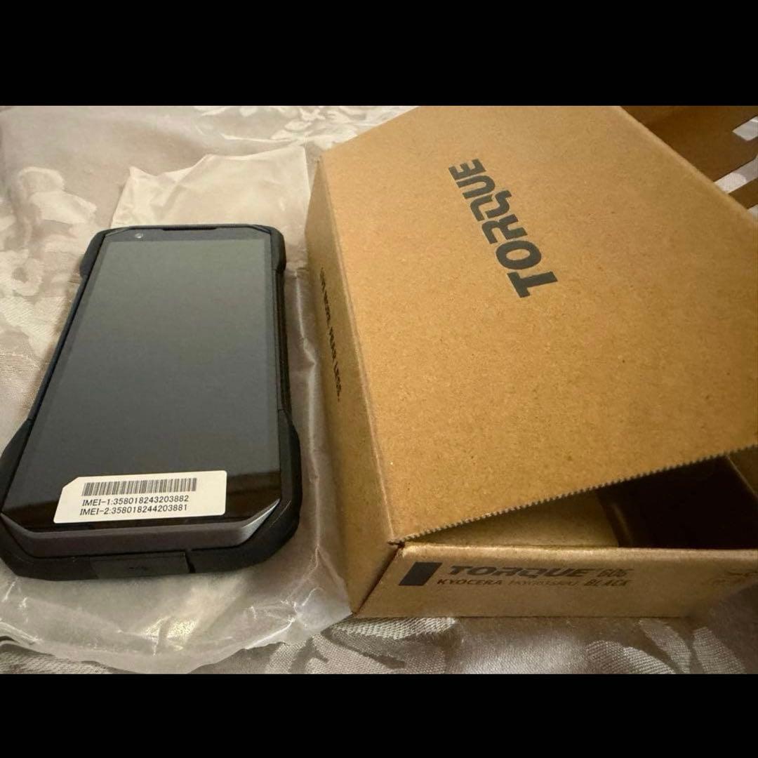 TORQUE G06 128GB KYG03 ブラック　SIMフリー 美品