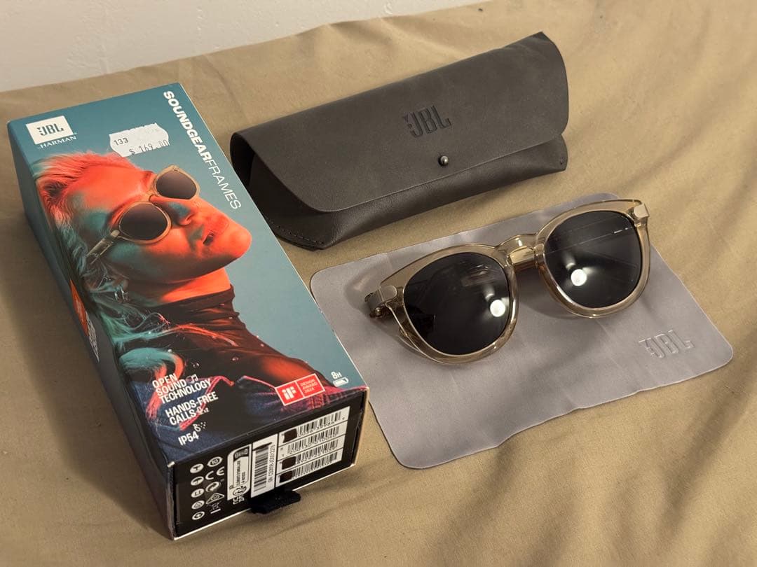 ア*イ様 JBL SOUNDGEAR FLAMES ROUND サングラス型ヘッ