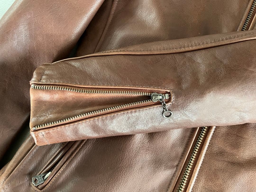 (美品) AVIREX 牛革 シングル ライダース ジャケット 裏地プリント M