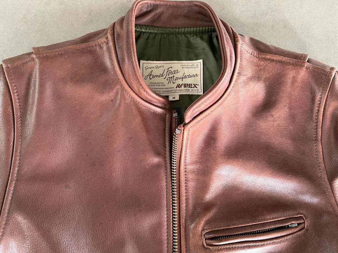 (美品) AVIREX 牛革 シングル ライダース ジャケット 裏地プリント M