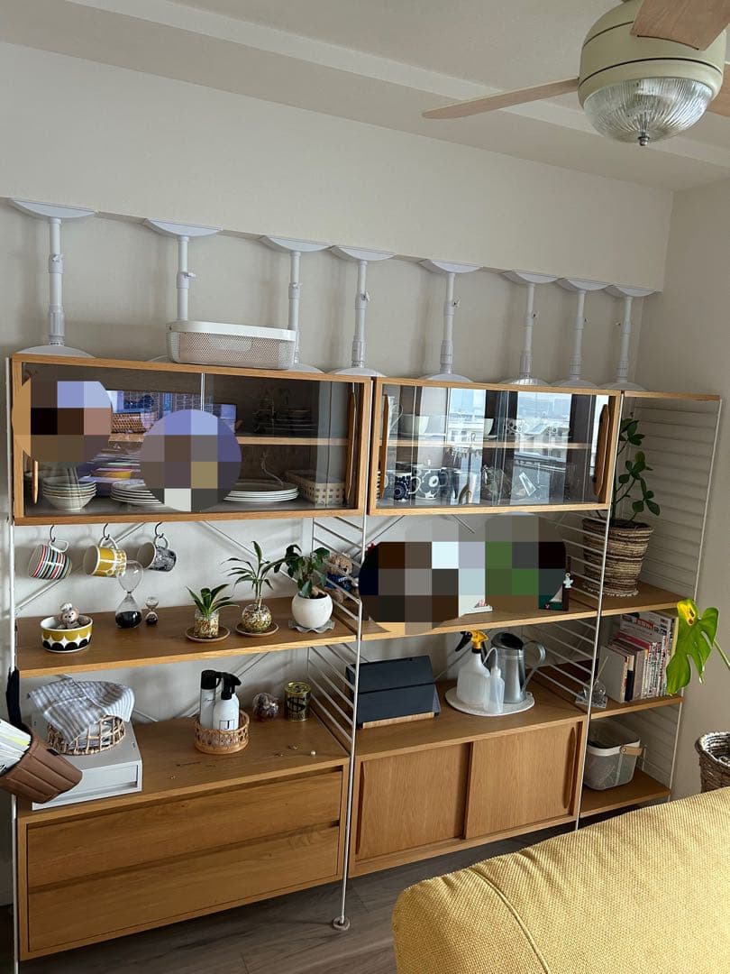 リセノ　ガラスキャビネット