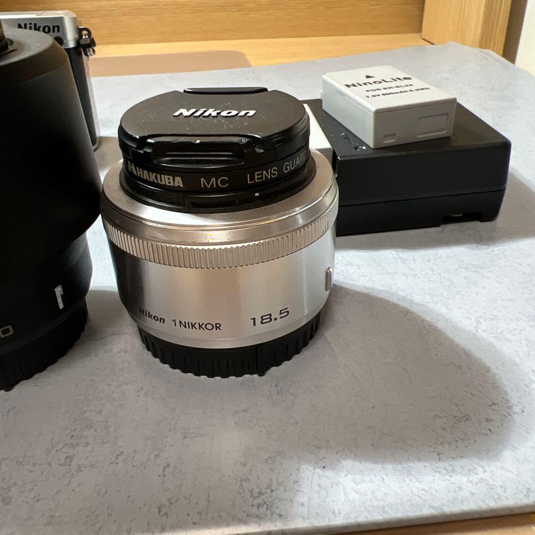ローキンNikon1 ミラーレスカメラ ニコン j5 トリプルレンズセット