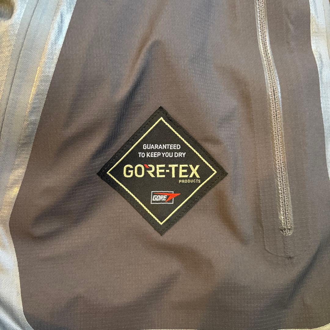【値下げ可】Goldwin GORE-TEX 3L Jacket