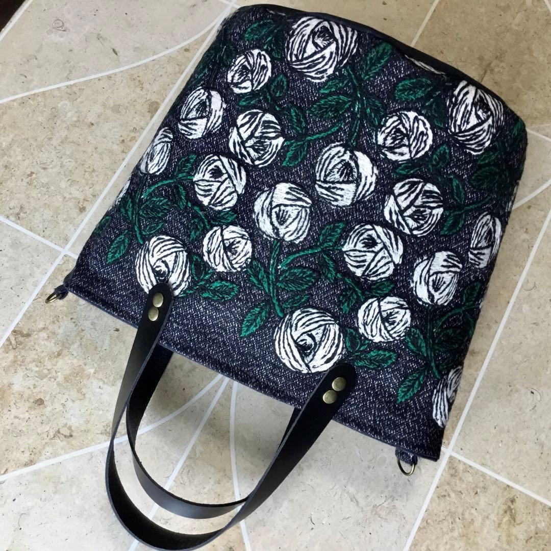 ミナペルホネンrosy ネイビー楕円底 トートバッグ　ハンドメイド