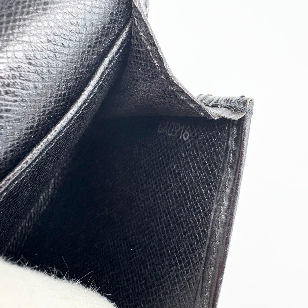VUITTON　長財布　エピ　二つ折り　黒　レザー　札入れ　カードケース　名刺