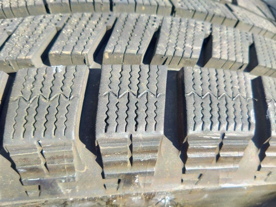 NISSAN 15インチ セレナC27純正 スタッドレスセット