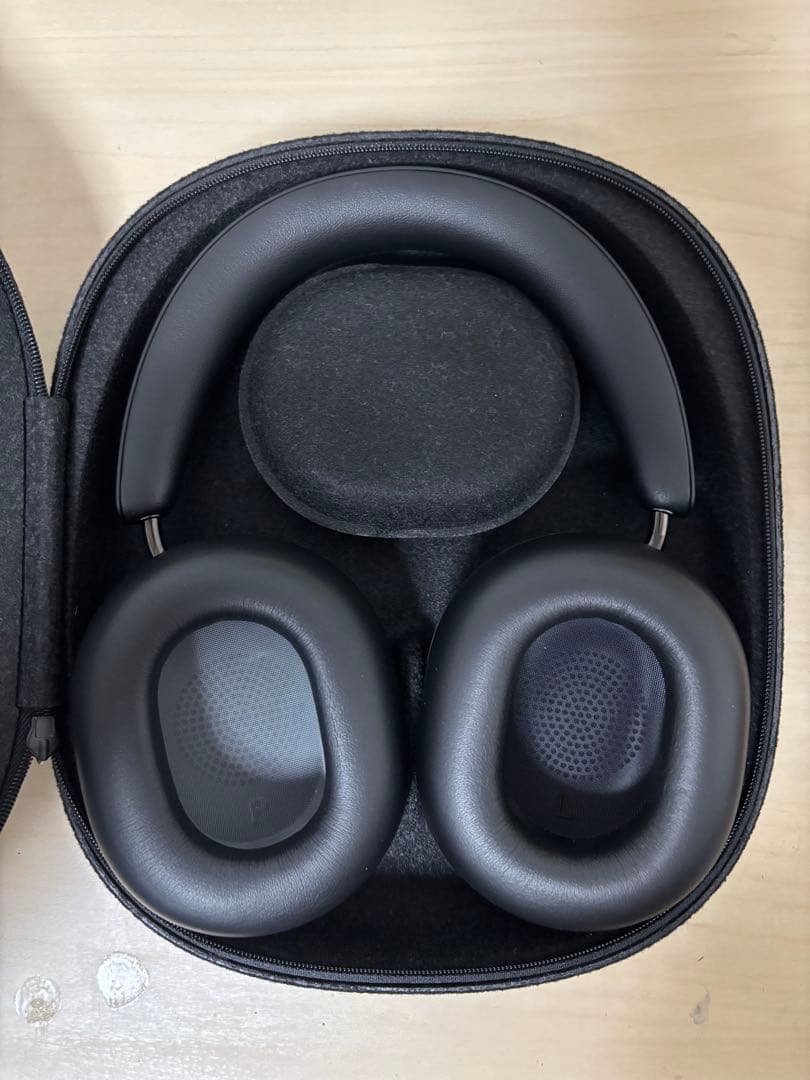 SONOS ワイヤレスヘッドホン 本体とケース付き