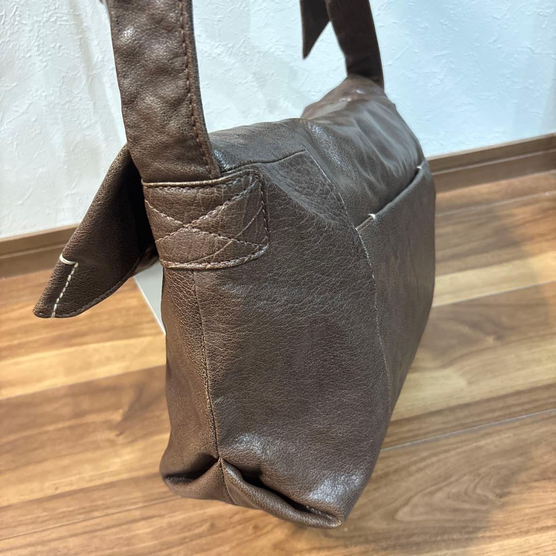 【美品】ゲンテン genten レザー 本革製 ショルダーバッグ メンズ 大容量