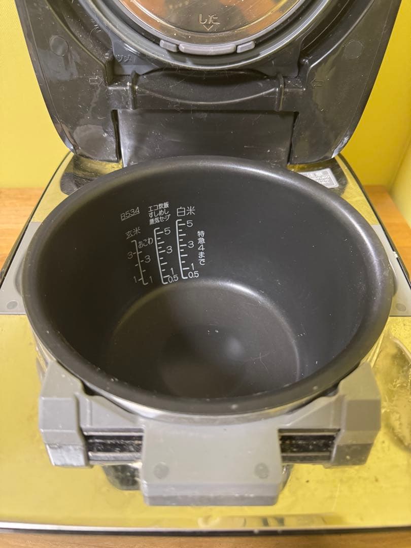 Zojirushi NW-KB10 炊飯器 黒色