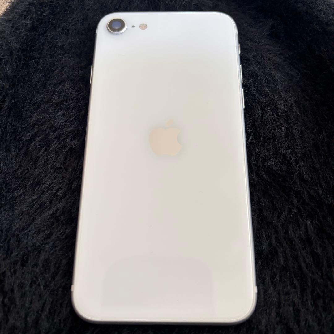 Apple iPhone SE 64GB ホワイト 本体