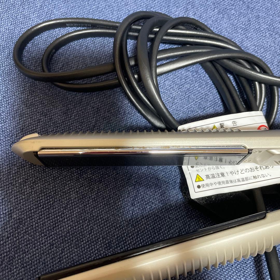 YAMAN デジタル表示 ゴールドヘアアイロン