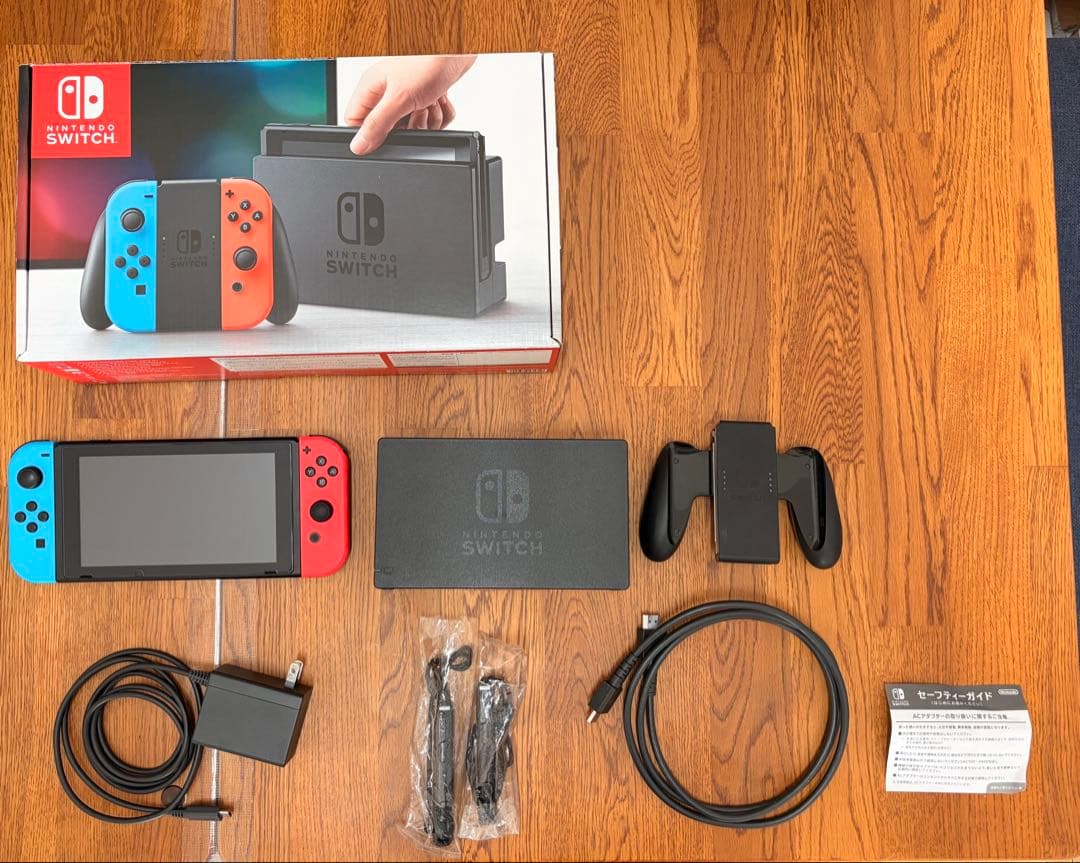 ち*す様 【箱あり】Nintendo Switch(Joy-Conカラー→赤/青