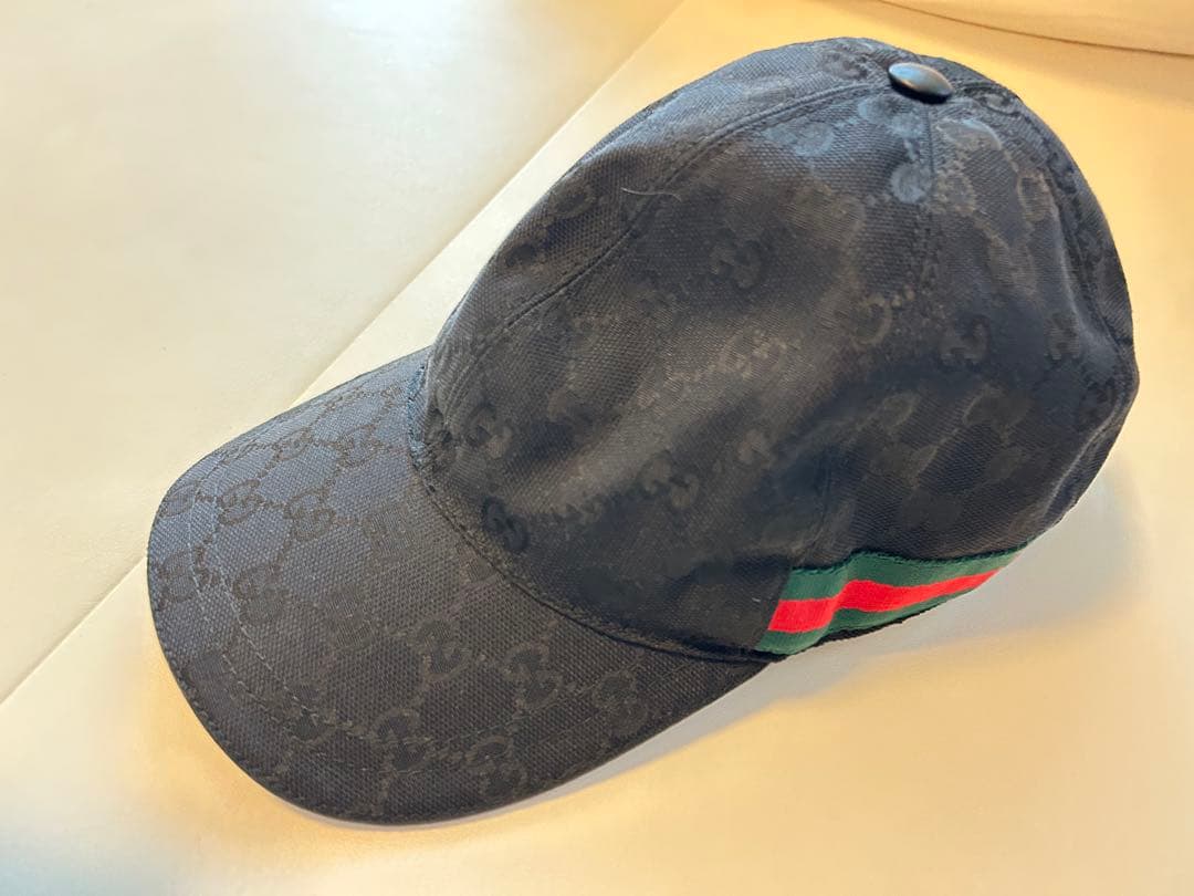 Gucci ブラック GGパターン ベースボールキャップ