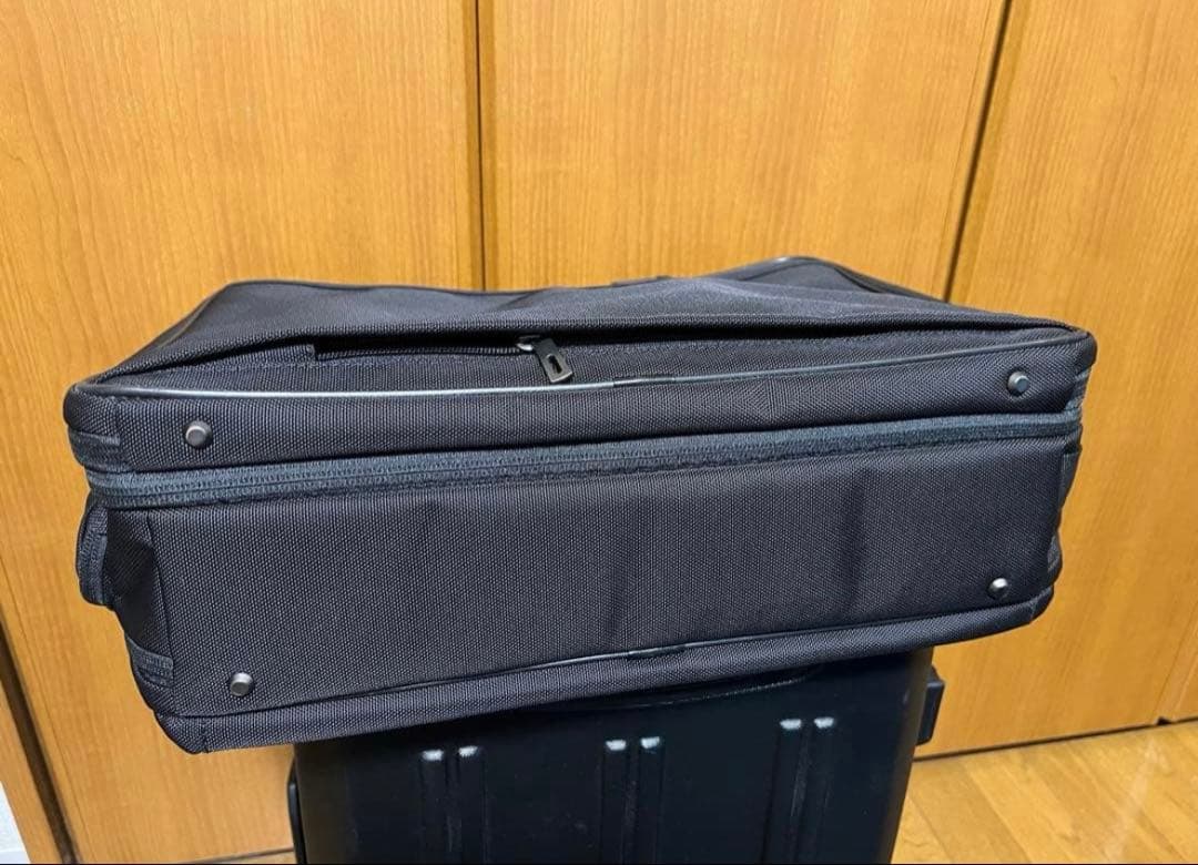 【美品】ANA ビジネスバッグ ブラック ショルダーストラップ付き