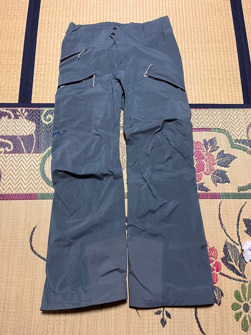 パタゴニアのパウスレイヤー上下セットMサイズ