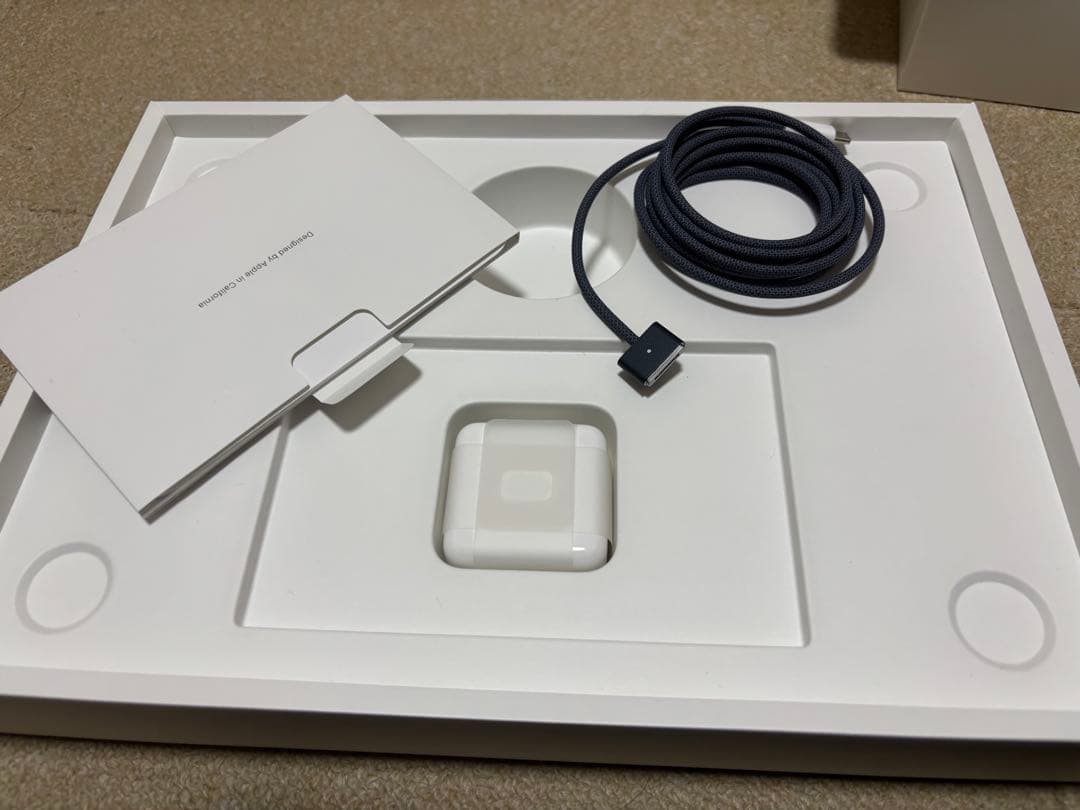 【美品】MacBook Air M2 24GB/512G カスタムモデル