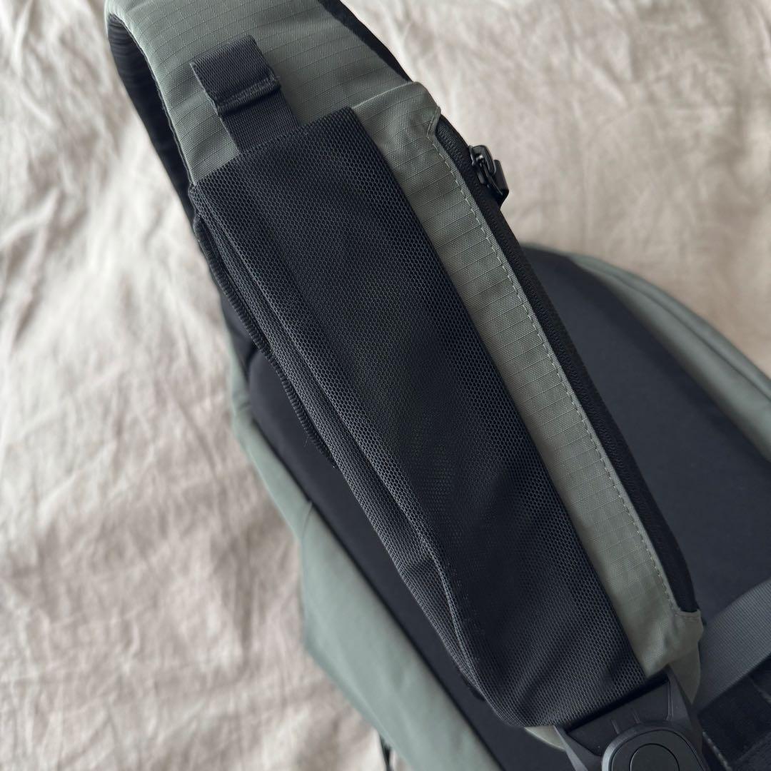 ALPAKA METROCROSSBODY GLAY 右肩掛け