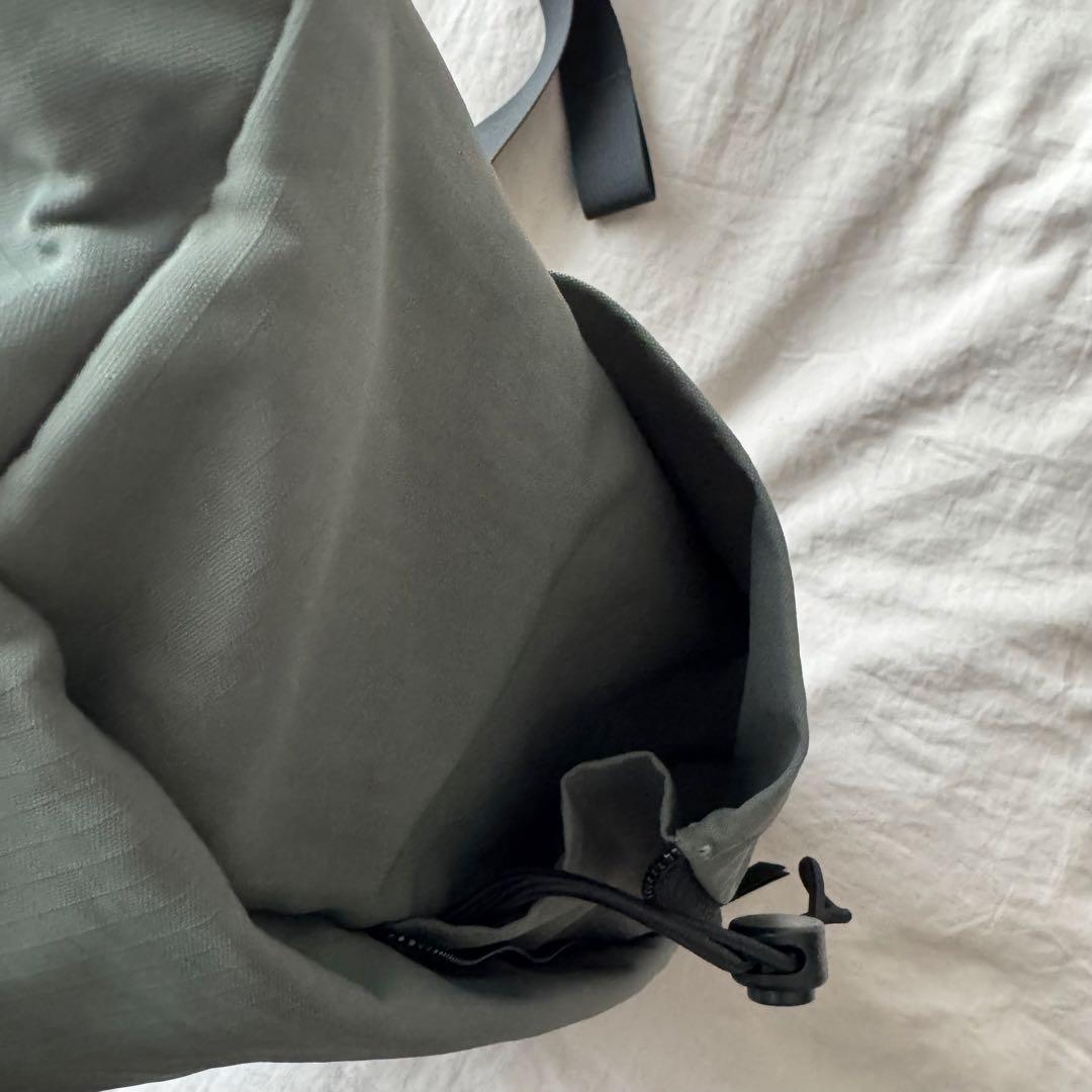 ALPAKA METROCROSSBODY GLAY 右肩掛け