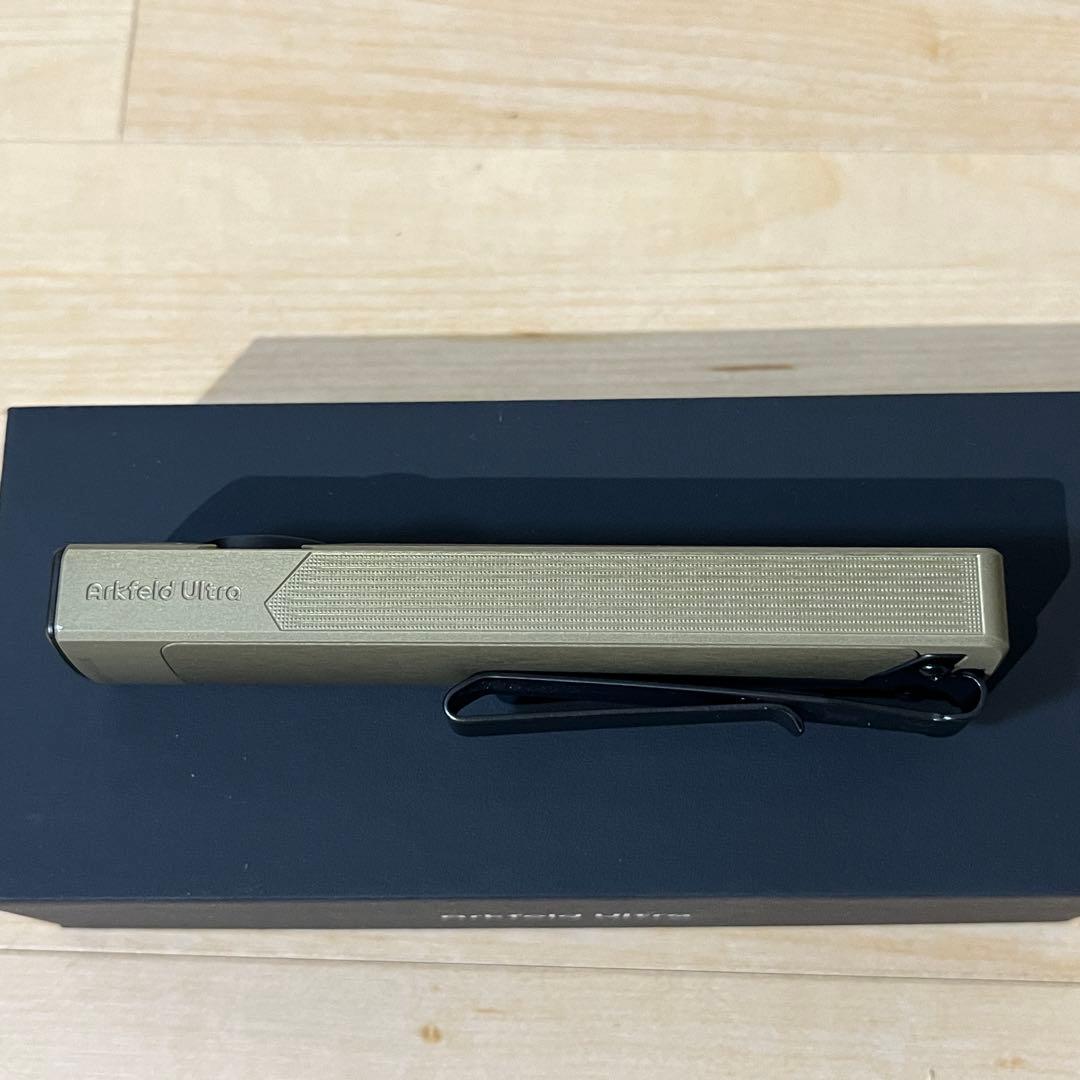 olight Arkfeld Ultra 白色 NW オーライト アークフェルド