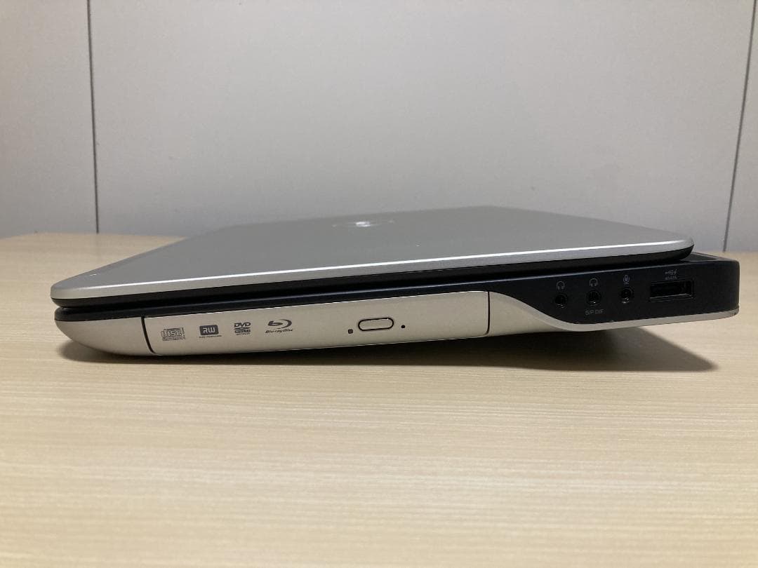 DELL XPS L702X Core i7/メモリ8GB　HDD 500GB