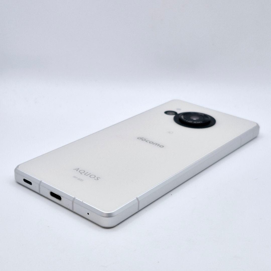 [G99] Aquos r8 docomo版 SIMフリー 焼きなし