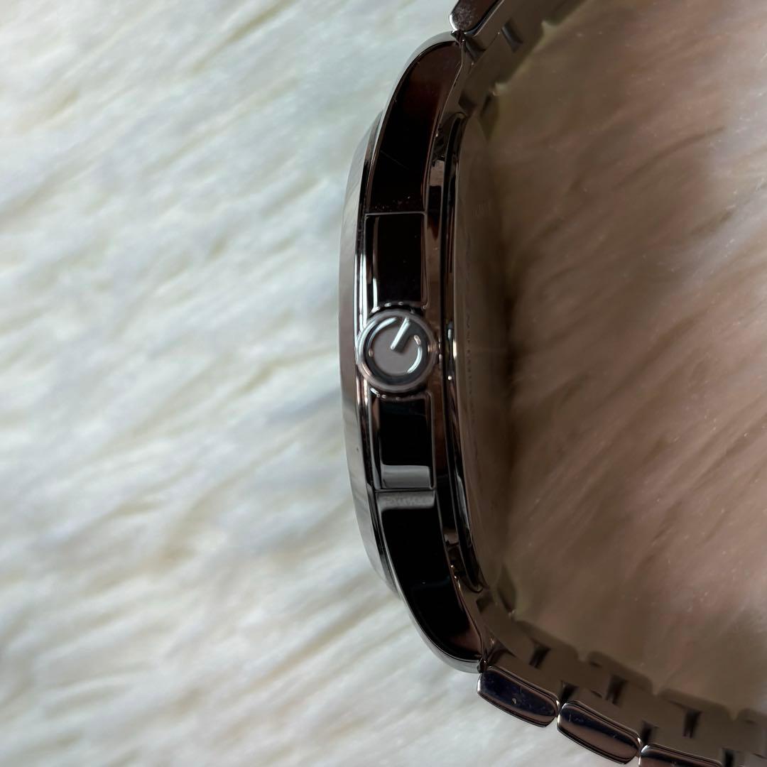 美品箱付 GUCCI Gタイムレス 126.4 デイト クォーツ メンズ 腕時計