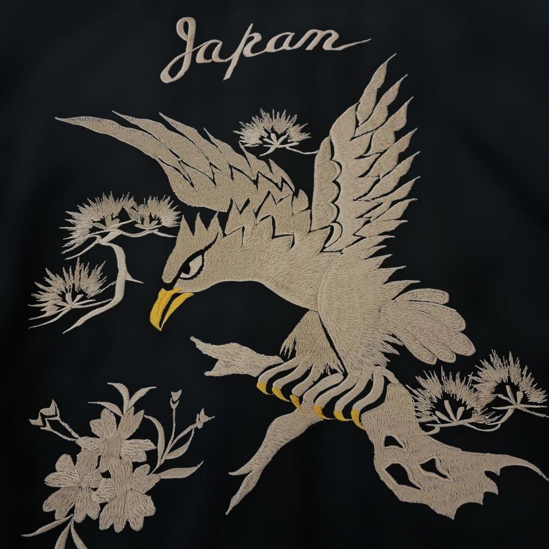 テーラー東洋 オールブラックサテンスカジャン 鷹刺繍