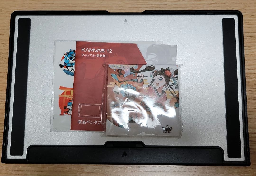HUION KAMVAS 12 液晶ペンタブレット (ジャンク品)
