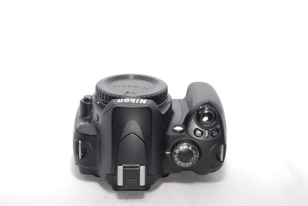 ✨Nikon D40✨レンズキット✨初心者向け✨軽量✨一眼レフ