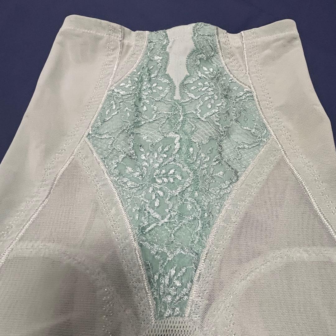 特価☆ほぼ未使用☆グラントイーワンズLALAGrantレギュラーガードルミント