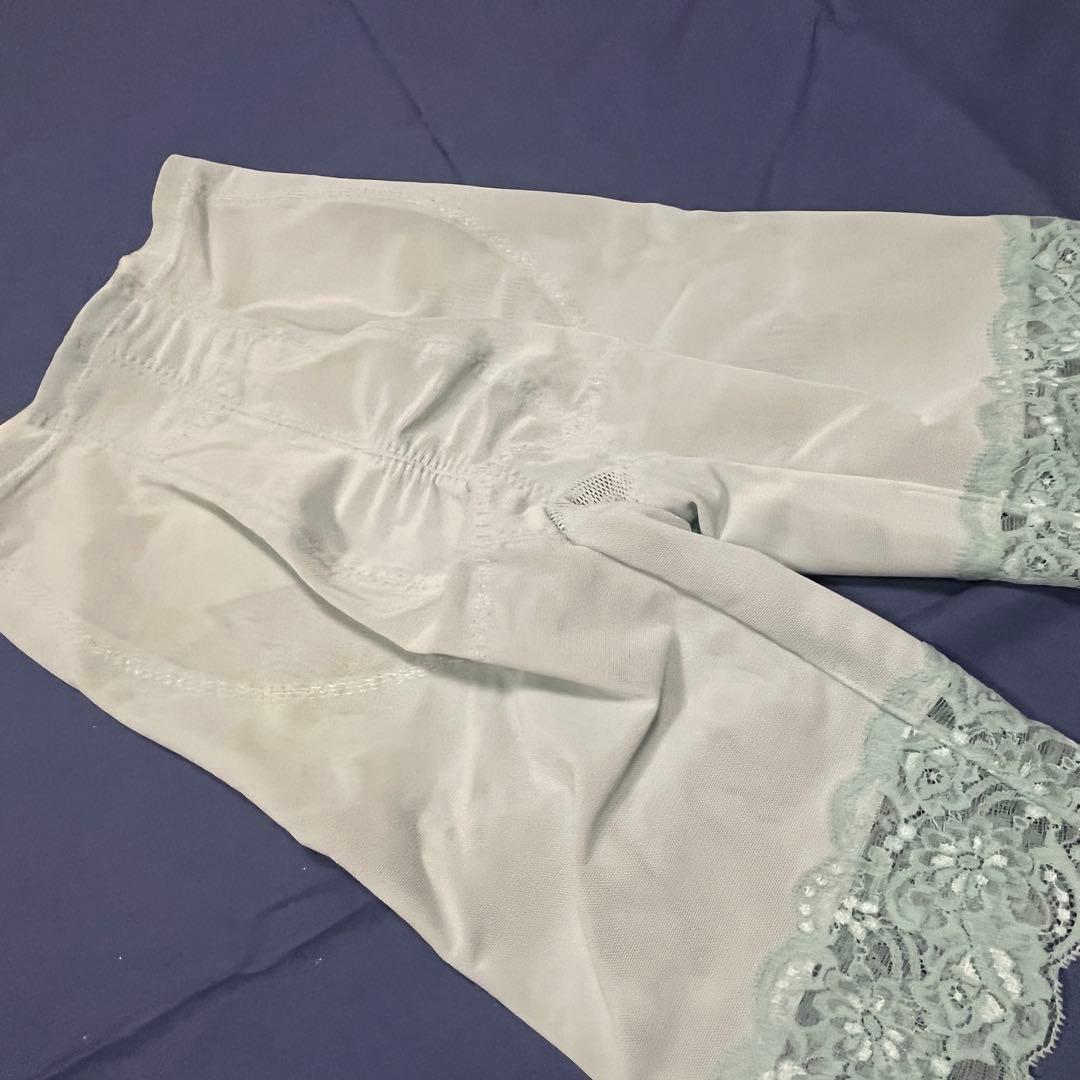 特価☆ほぼ未使用☆グラントイーワンズLALAGrantレギュラーガードルミント