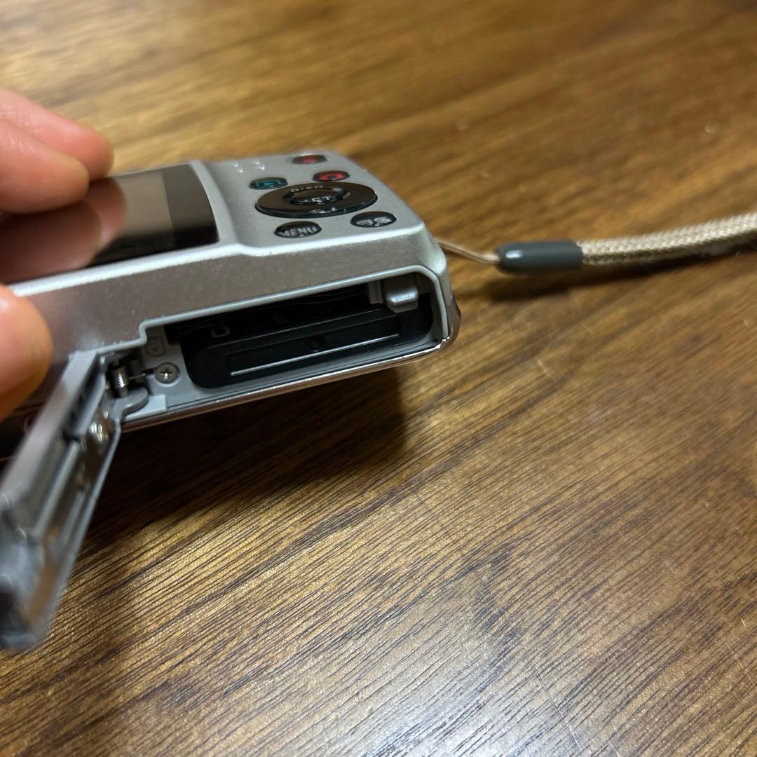 EX-Z550SRシルバー　カシオ