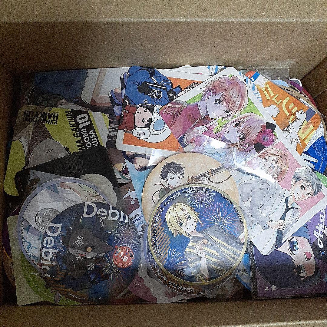 アニメ・マンガ・キャラクター　紙類　紙系　紙雑貨　大量　まとめ売り　3