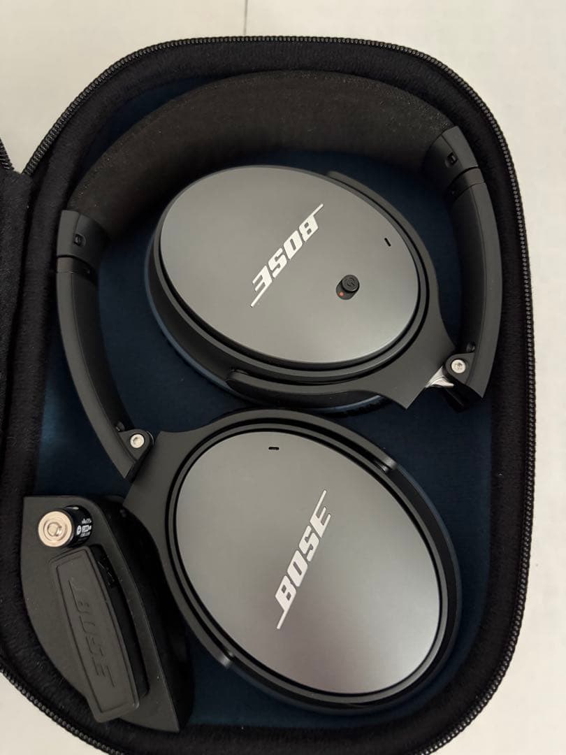 BOSE ヘッドホン　quiet comfort25 ノイズキャンセリング