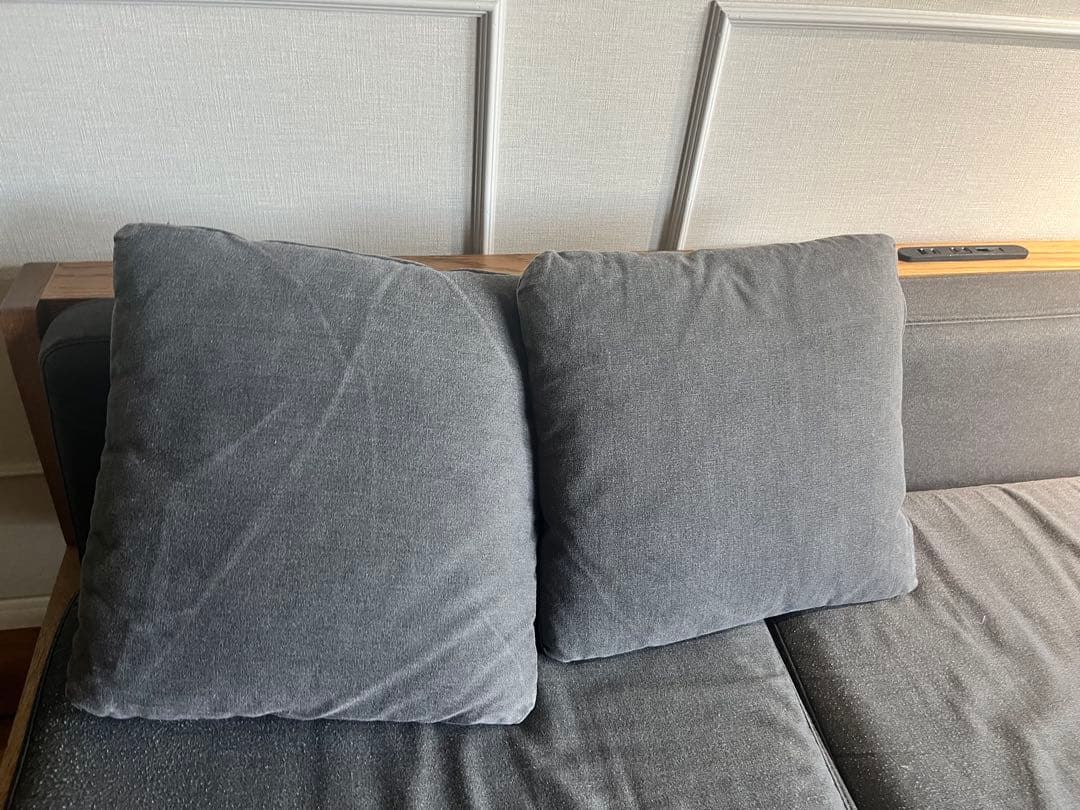 グレー ファブリックソファ 木製フレーム