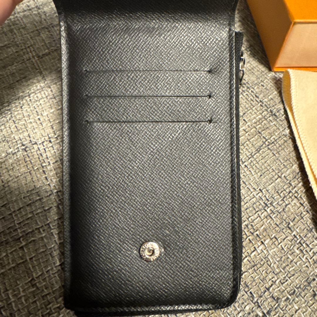 Louis Vuitton エクリプス　ハイブリッド　ウォレット