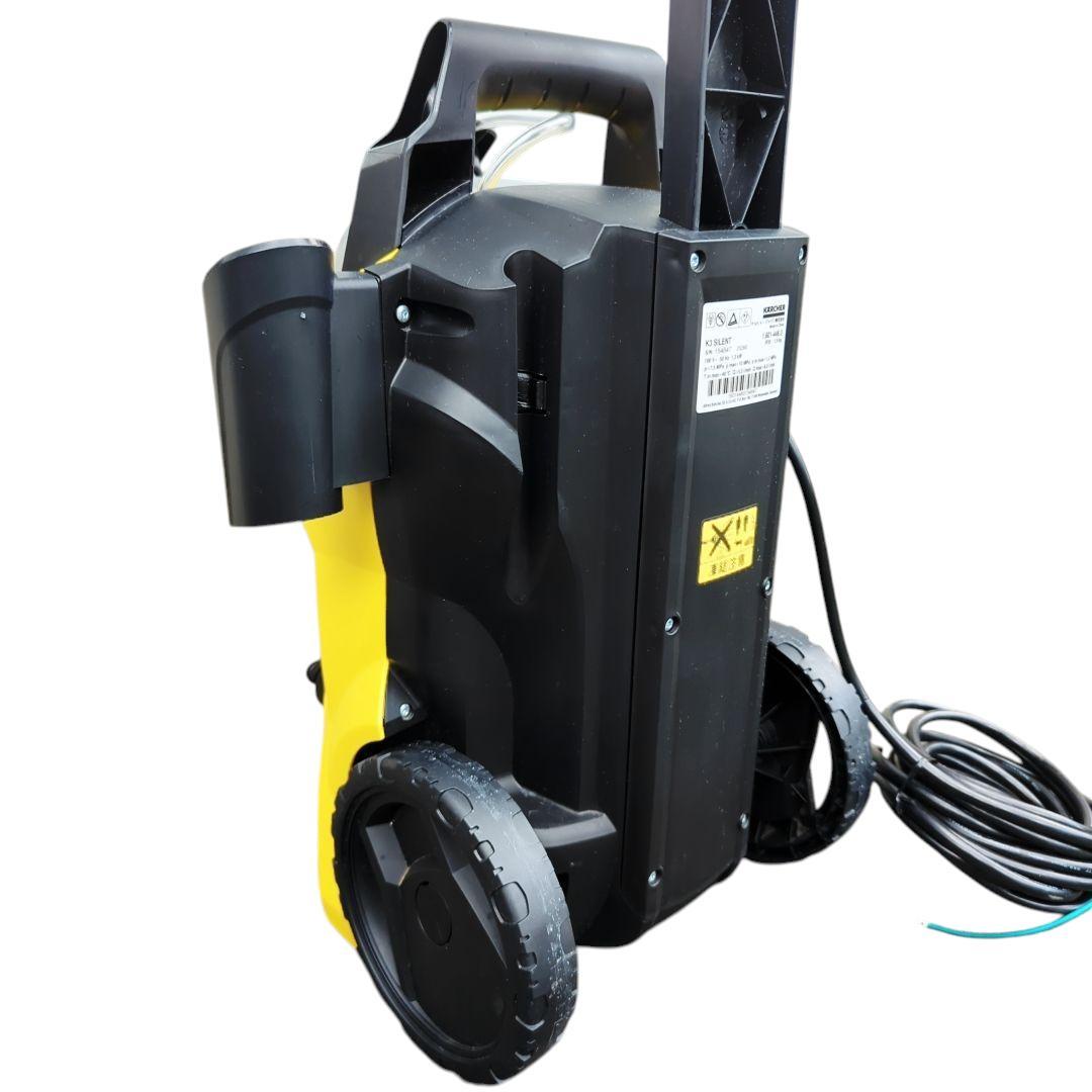 【美品】送料無料 KARCHER K3 サイレント 家庭用高圧洗浄機 50Hz